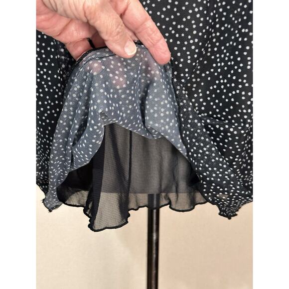 Max Studio Peasant Blouse Women's 1X Black W/ Gray Lightweight Spring - Picture 4 of 13